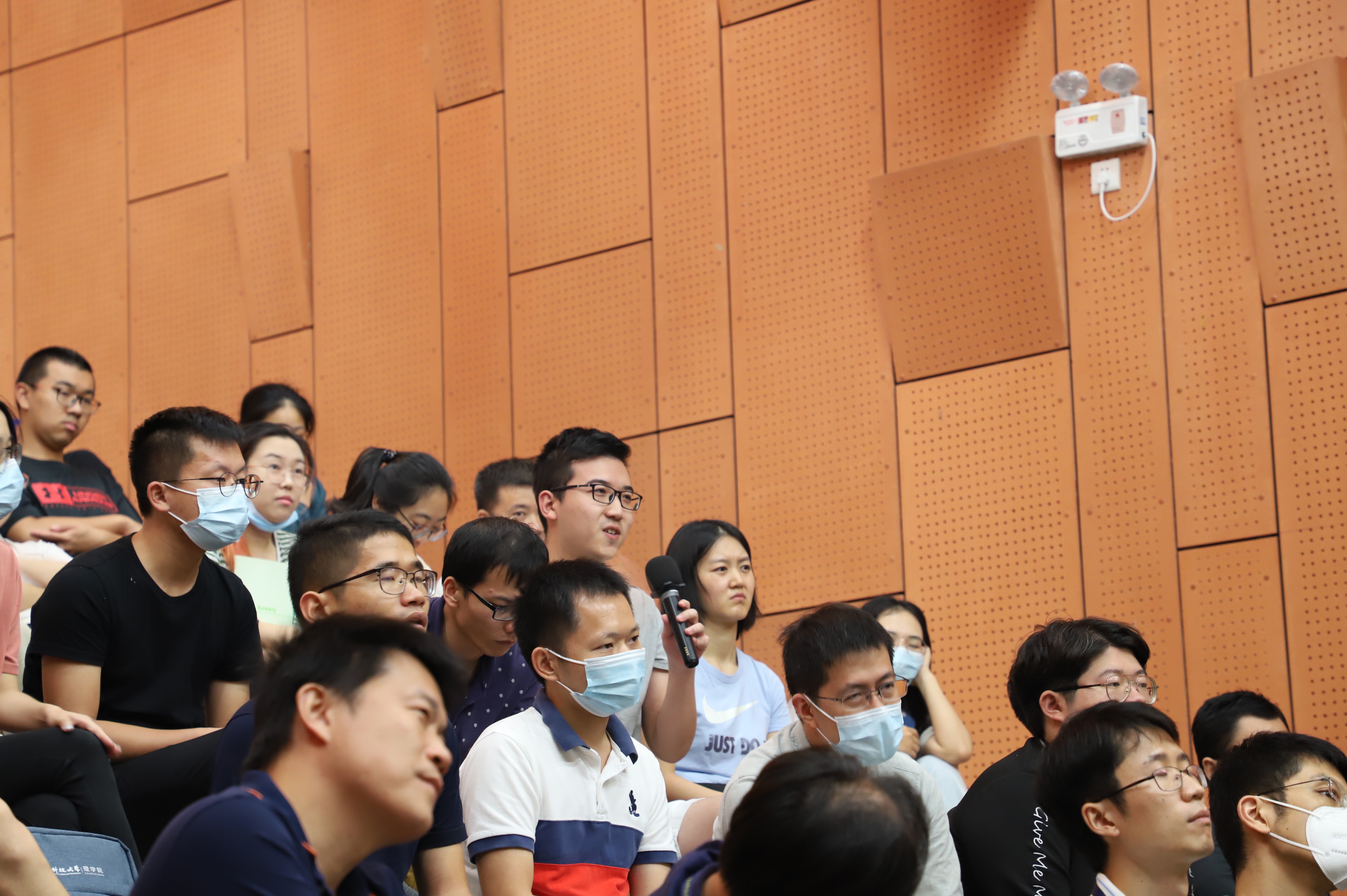 IMG_1050.JPG IMG_1050.JPG