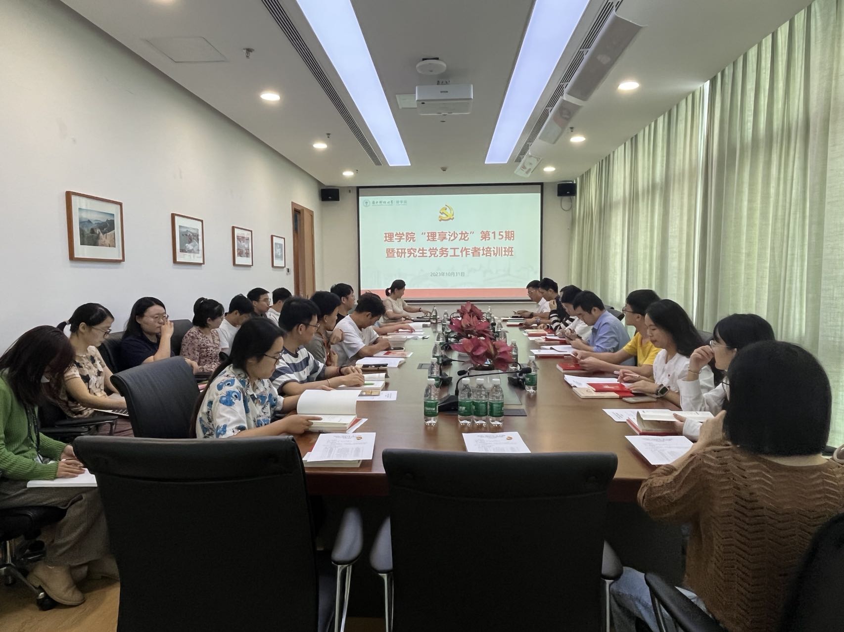 4f9acfacd4e32f7355a80b5157a1ada.jpg 4f9acfacd4e32f7355a80b5157a1ada.jpg