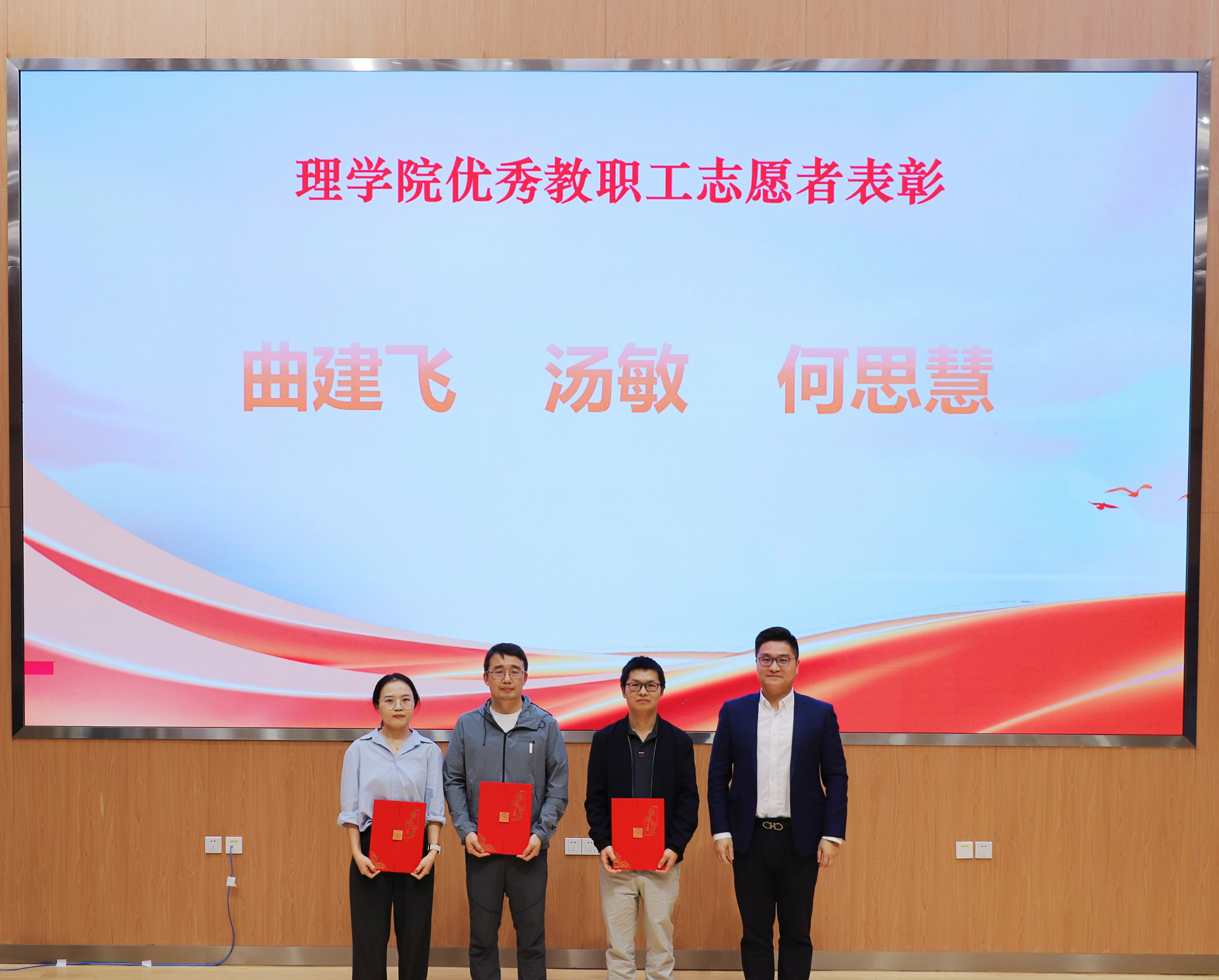 87ac16a287872a3debfc2b147e3fd1d.jpg 87ac16a287872a3debfc2b147e3fd1d.jpg